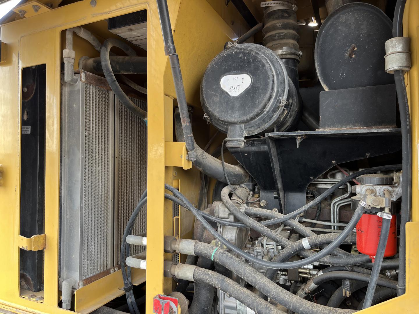 ./imagenes/INVOICE/2019/17012/CARGADOR FRONTAL CAT  IT28G (11).JPG